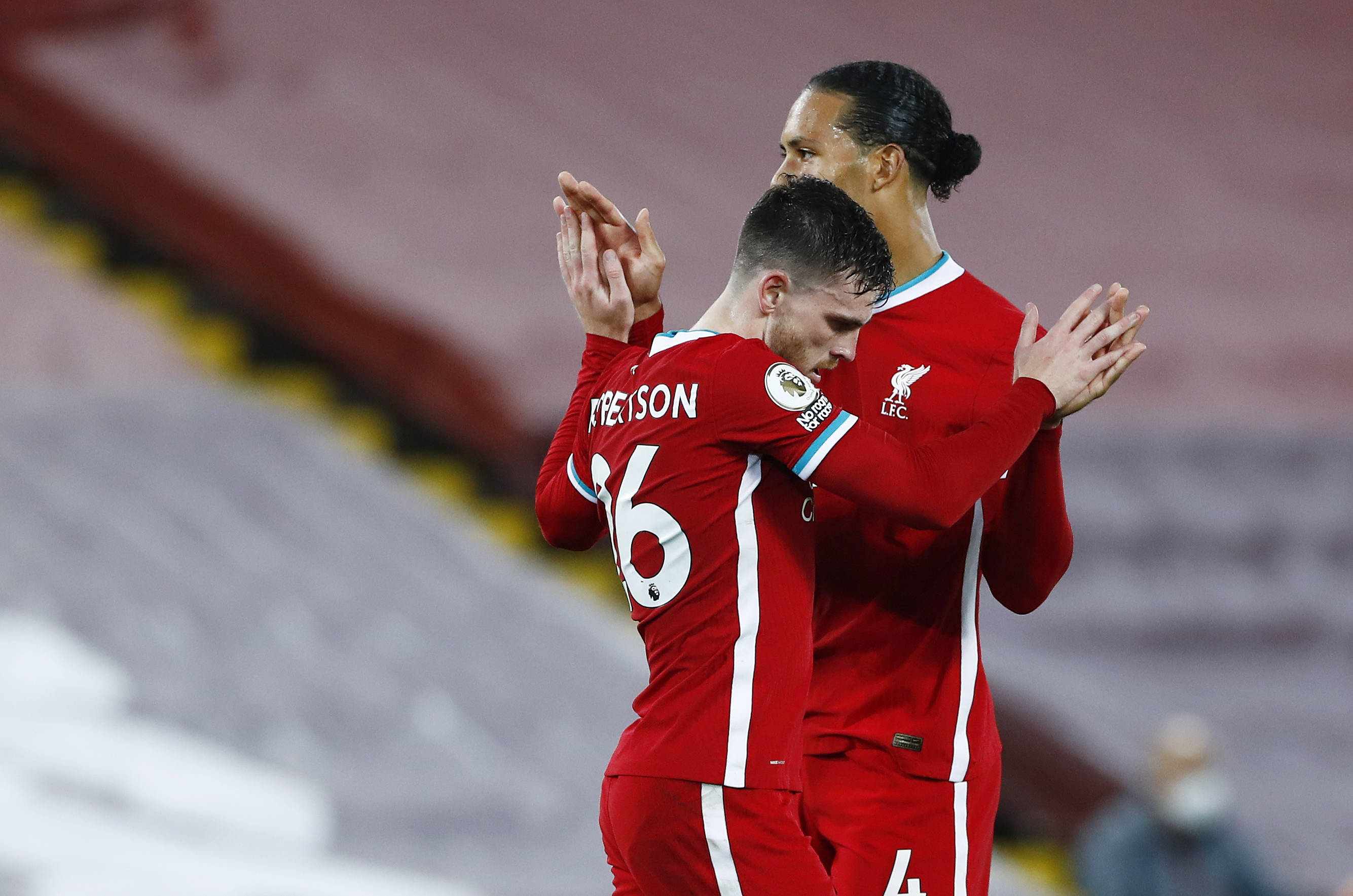 业内人：申花边后卫喜欢压上就被针对，若有颜骏凌少丢5个球.