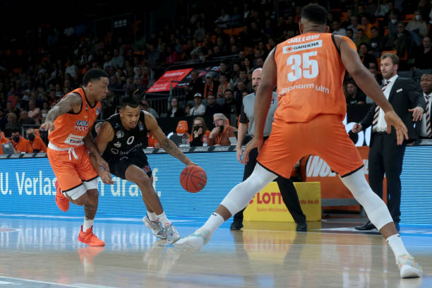 这两场比赛 这两场比赛