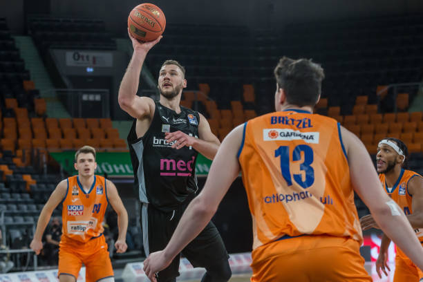 他的语气中 他的语气中